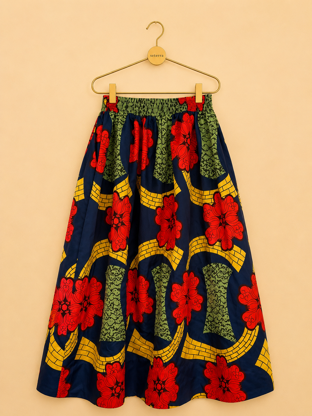 Vintage Bold Floral Maxi Skirt – Graphic 70s Statement Print